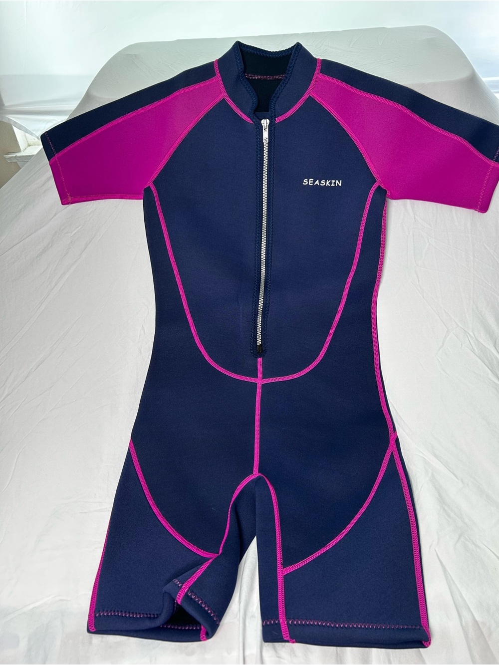 Seaskin Kids Short Sleeve Wetsuit - Navy & Pink girl’s size 10